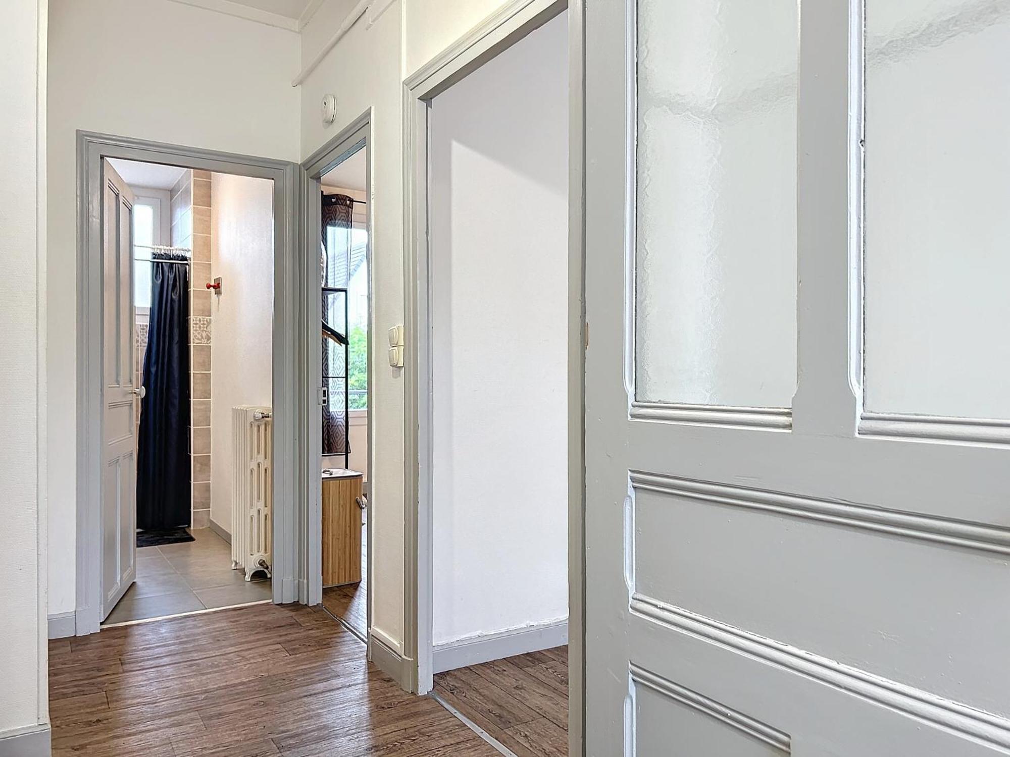 Le 4-F2 Centre Historique Apartment Montluçon Екстериор снимка