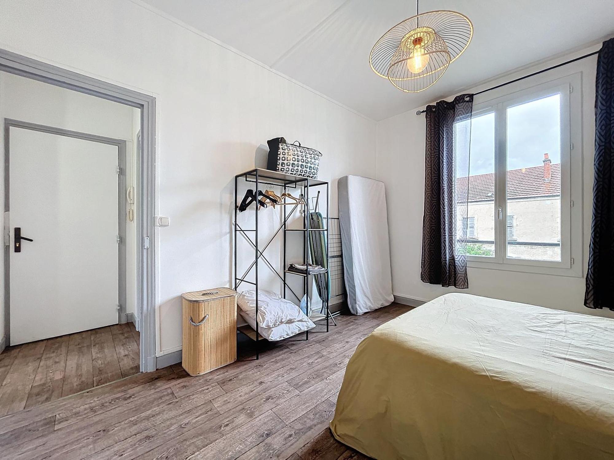Le 4-F2 Centre Historique Apartment Montluçon Екстериор снимка
